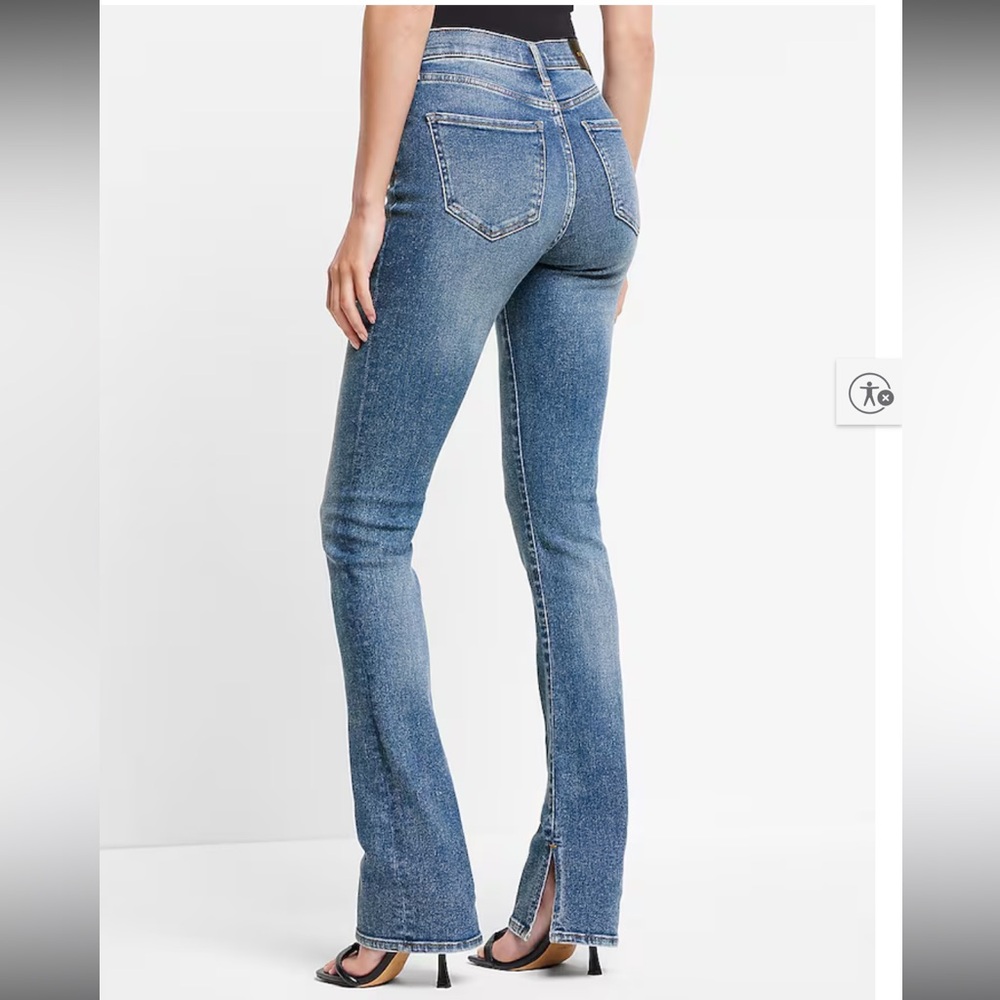 Express Mid Rise Medium Wash Skyscraper Jeans - Picture 4 of 14